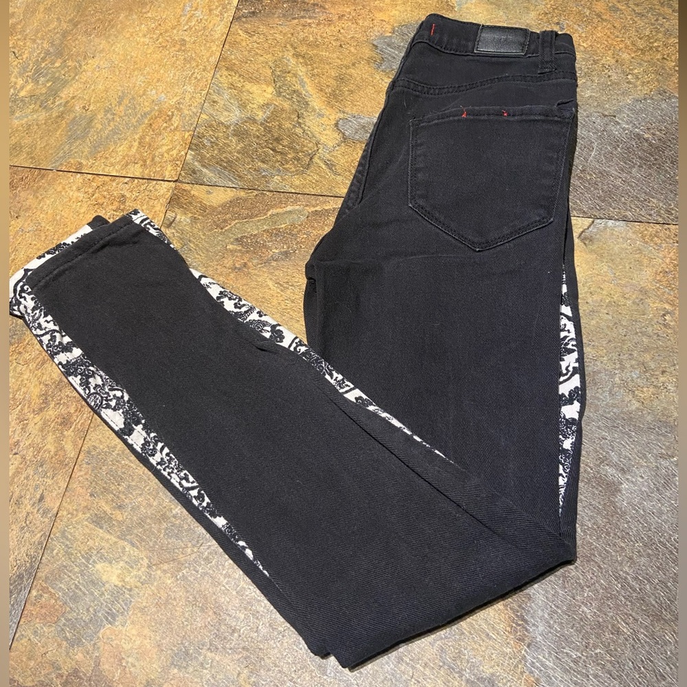 BDG High Rise Twig Pattern Skinny Jean - Picture 3 of 6